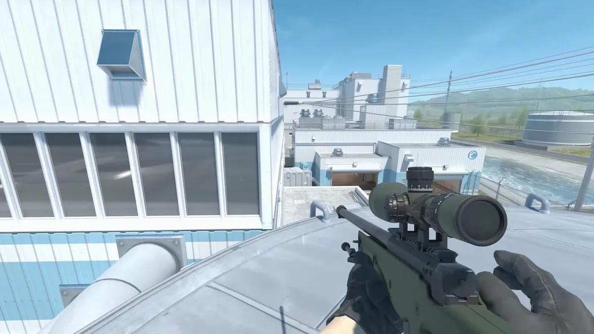 Reloading an AWP in CS2.